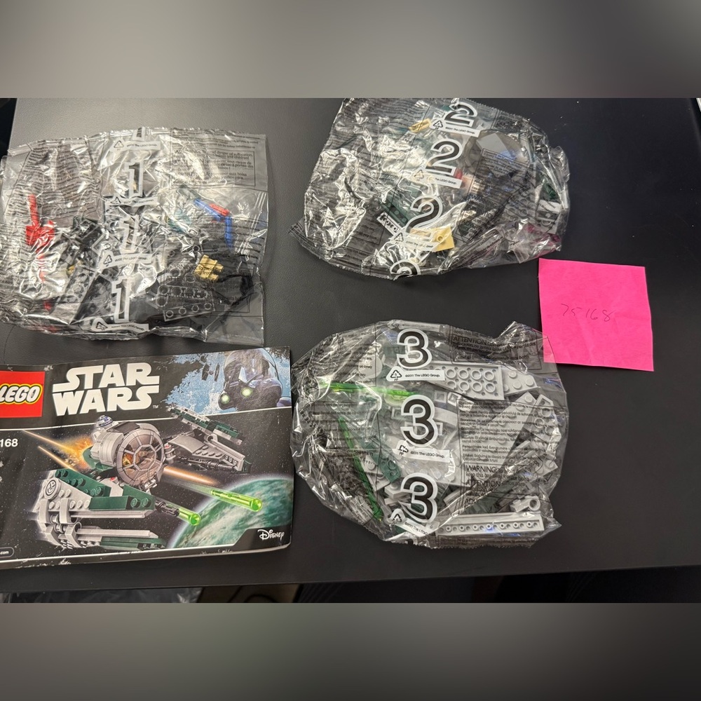 LEGO 75168 Star Wars: Yoda's Jedi Starfighter - Brand new, Sealed, No Box